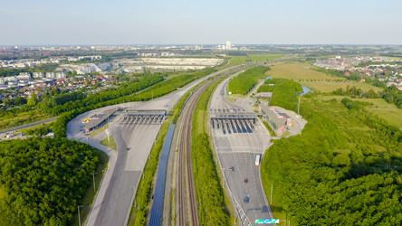 Similar image 21387688