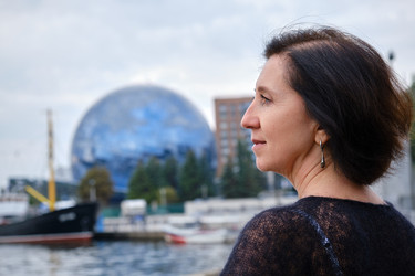 Similar image 21414200