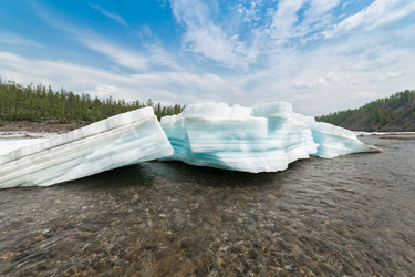 Similar image 21383523