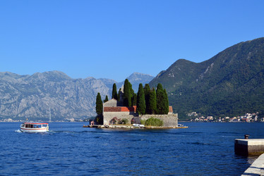 Similar image 21386800