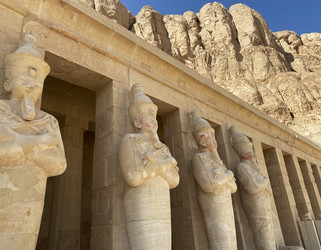 Similar image 21386911