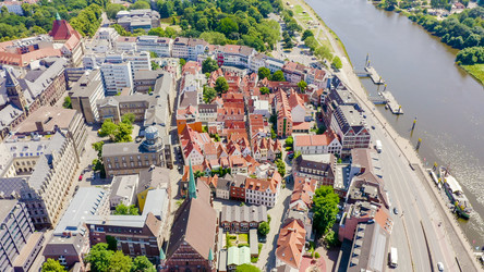 Similar image 21387847