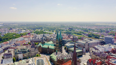 Similar image 21387933