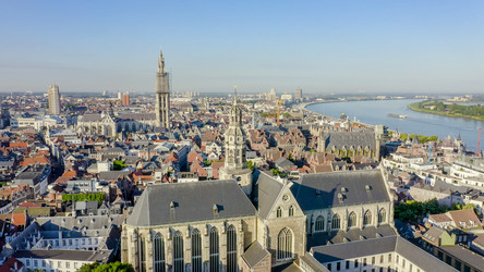 Similar image 21388999