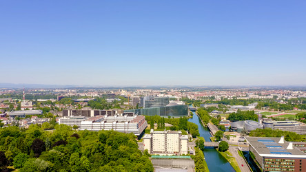 Similar image 21389249