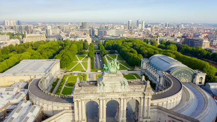 Similar image 21389040