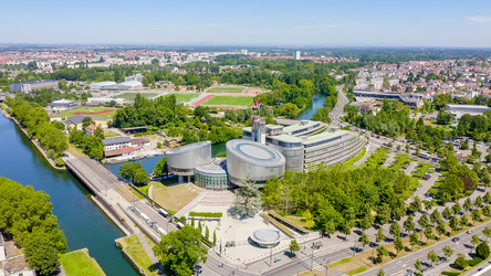 Similar image 21388264