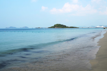 Similar image 21385007