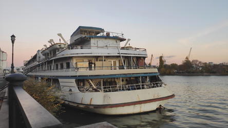 Similar image 21385355