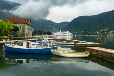 Similar image 21407516