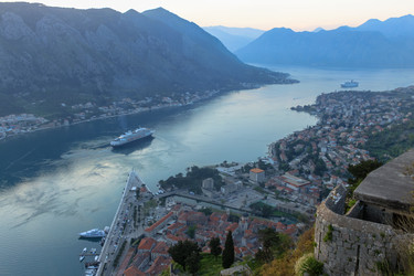 Similar image 21405072