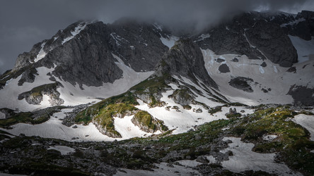 Similar image 21399210