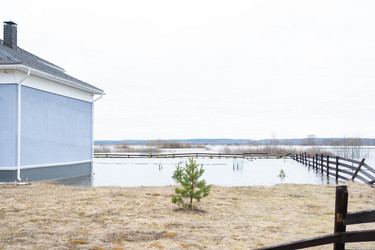 Similar image 21407643