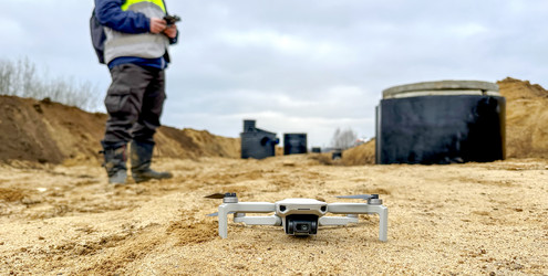 Similar image 21424800