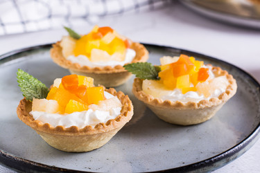 Similar image 21423624