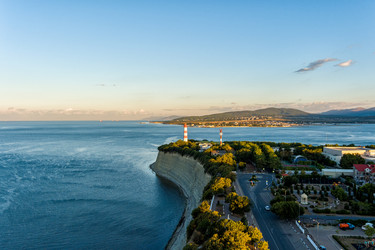 Similar image 21429600