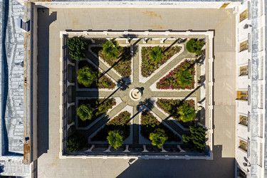 Similar image 21429713