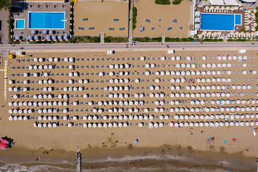 Similar image 21432081