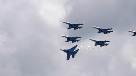 Similar image 21435695