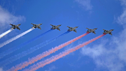 Similar image 21440800