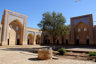 Similar image 21435852