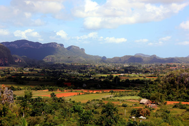 Similar image 21436399