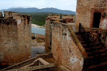 Similar image 21436400