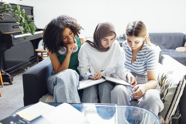 Similar image 21464352