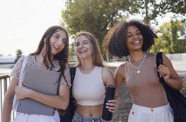 Similar image 21463472