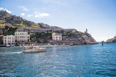 Similar image 21437366