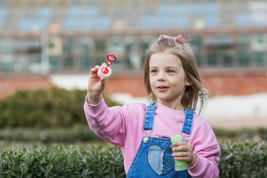 Similar image 21437383