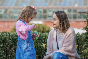 Similar image 21437399