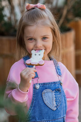 Similar image 21437519