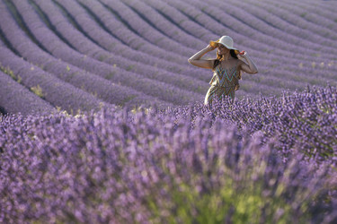 Similar image 21434421