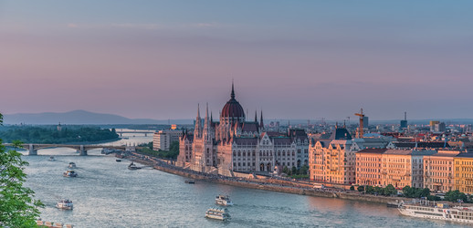 Similar image 21439424