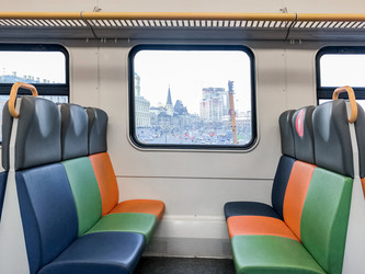 Similar image 21452337