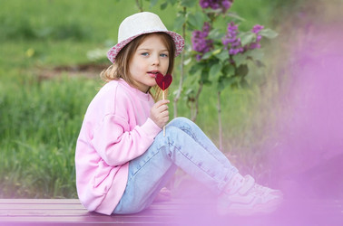 Similar image 21463545