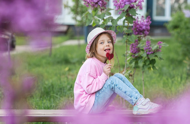 Similar image 21463575