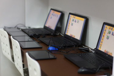 Similar image 21462379