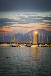 Similar image 21462519