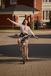 Similar image 21466686