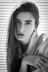 Similar image 21474436