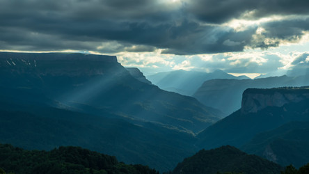 Similar image 21477332