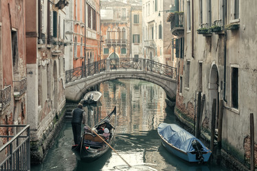 Similar image 21477143