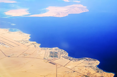 Similar image 21479257