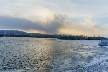 Similar image 21496296