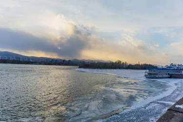 Similar image 21496297