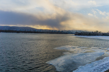 Similar image 21496314