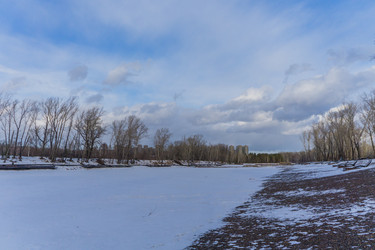 Similar image 21496351