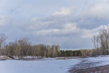 Similar image 21496352